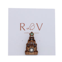 Load image into Gallery viewer, Liver building pin badge