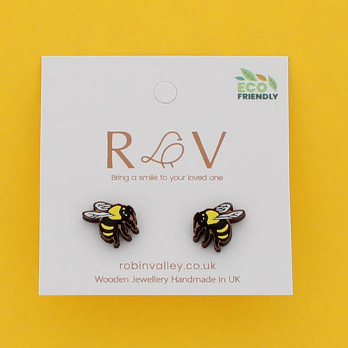 Realistic bee stud earrings