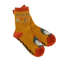 Load image into Gallery viewer, Knitted socks penguin mustard